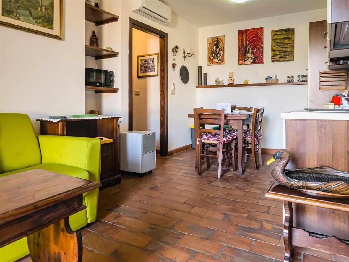 La Casina Di Rosi Vivere Nellantico Borgo 카스틸리오네 델라 페스카이아 외부 사진